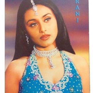 Meet your Posher, Syona