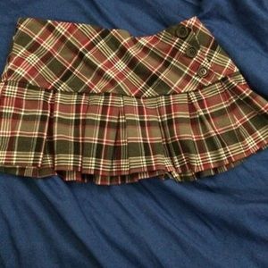 Plaid skirt!!