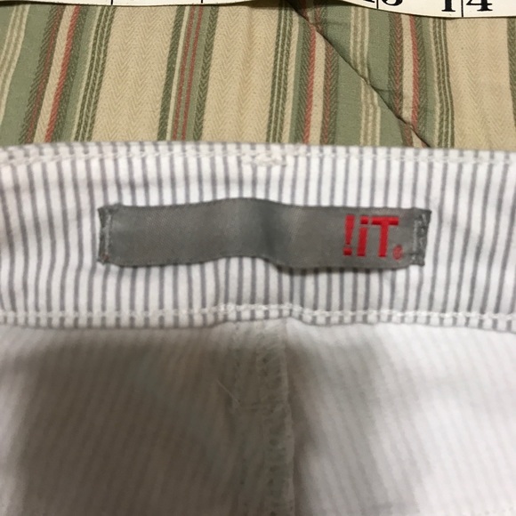 !IT. Ankle Pants / NWOT - Picture 6 of 8