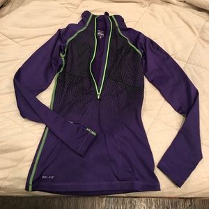 Nike Pro Dri-Fit Pullover