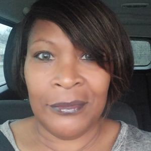 Meet your Posher, Renita