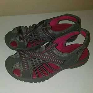 Tek Gear sandals