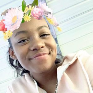 Meet your Posher, Kennedie