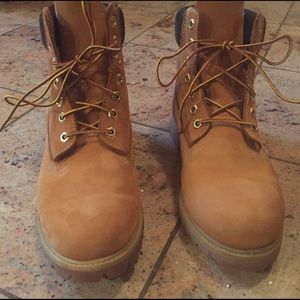 Timberland Tan Boots!