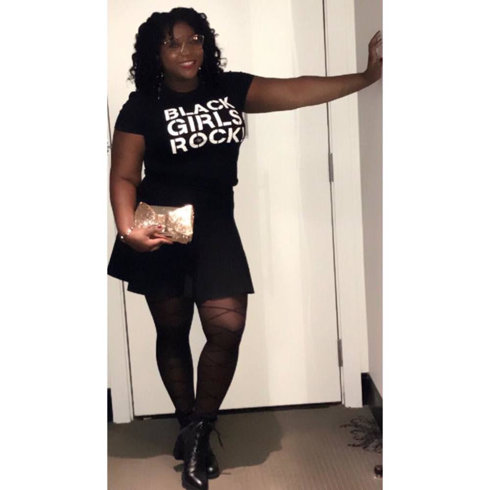 Meet your Posher, Ebony