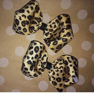 Girls hair accessories