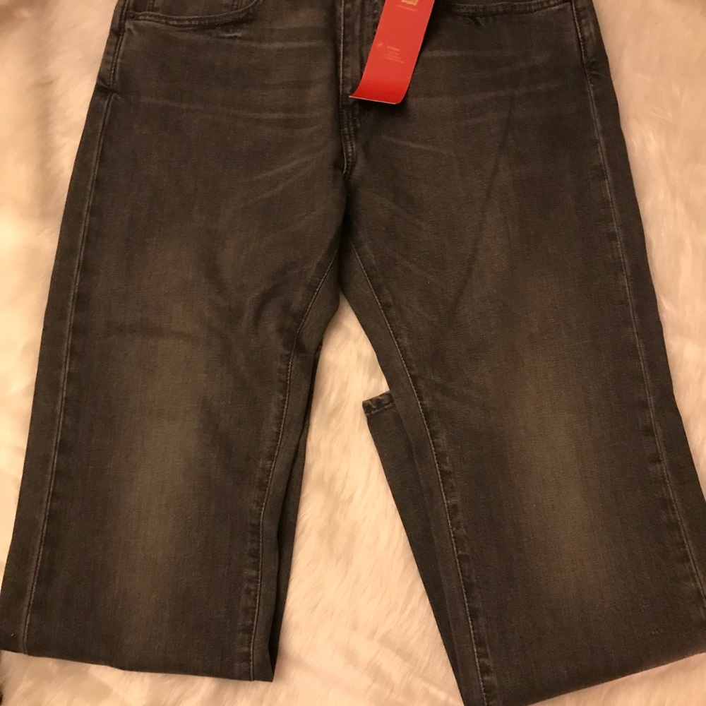 NWT Levi’s lightly distressed grey 32/30 - Picture 5 of 8