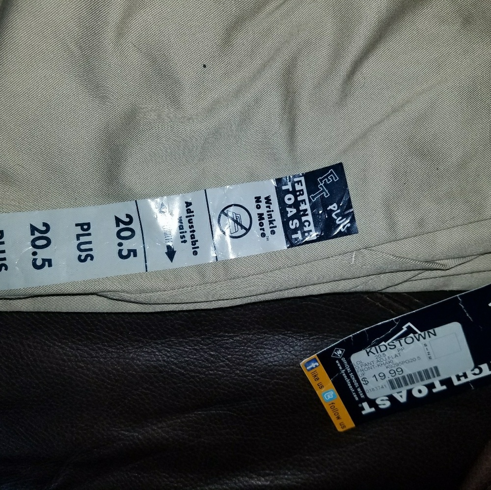 Nwt khaki pants size 20.5