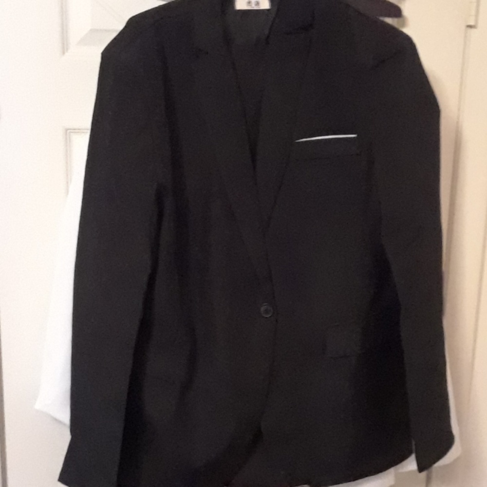 A black business cut suit