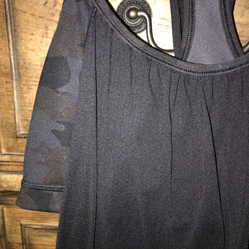 Lululemon no limits tank size 8 camo and black