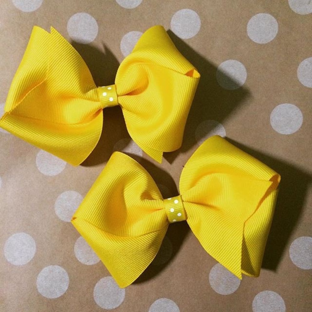 Girls hair accessories