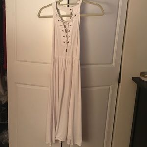 White lace up dress