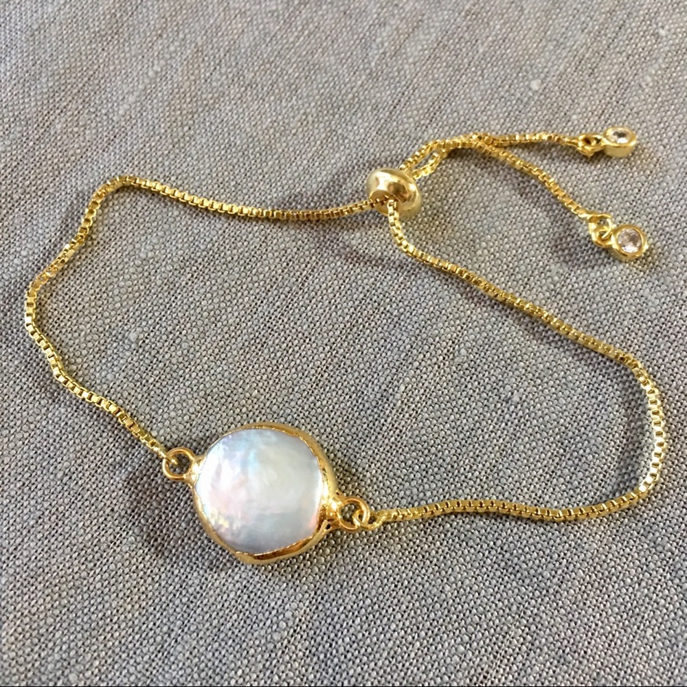 14K Gold Minimalist Pearl Dainty Bracelet