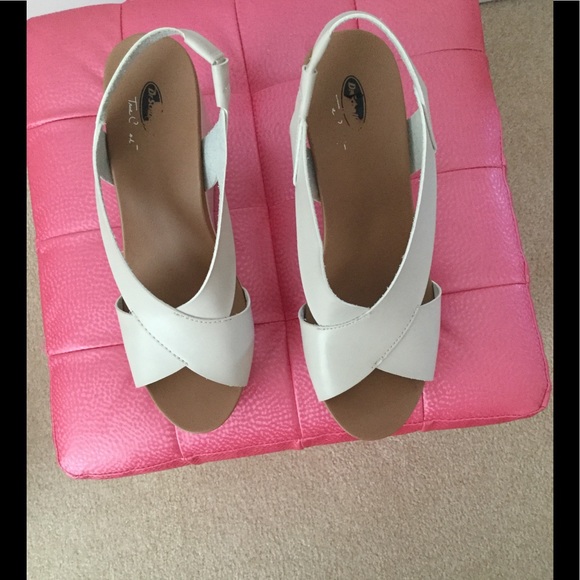 Wedge Platform Sandal - Picture 6 of 8