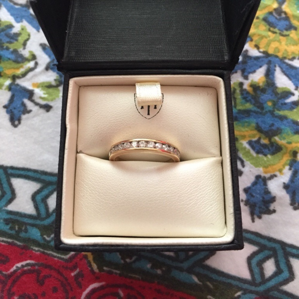 10k Yellow Gold Diamond Ring