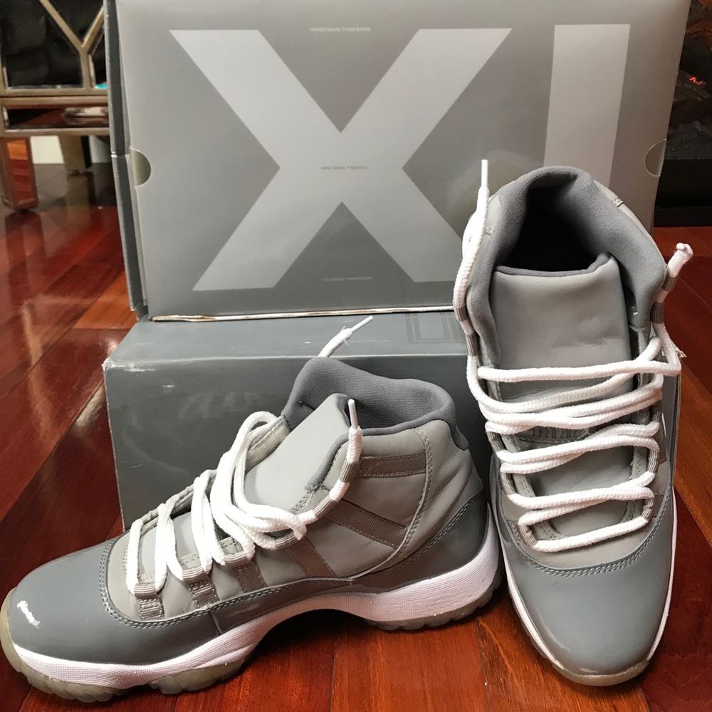 AIR JORDAN 11 retro cool grey