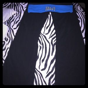Victoria Secret XL Short Yoga Pants