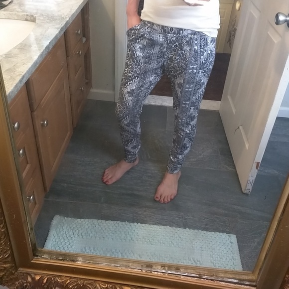 Energie black and white Boho Pants - Picture 2 of 5