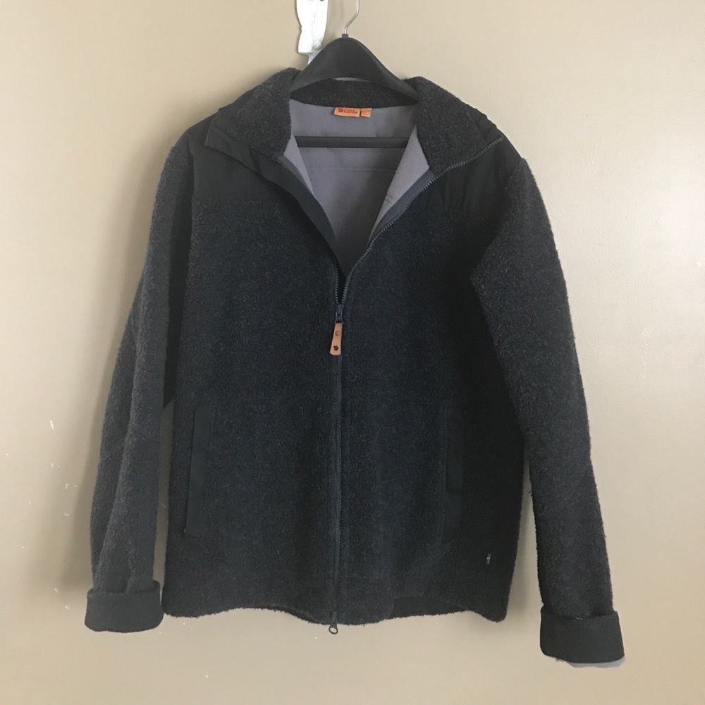 Fjailraven Men’s Barnents Stormblocker Jacket