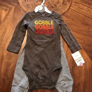 NWT Carter's 9 month old turkey outfit