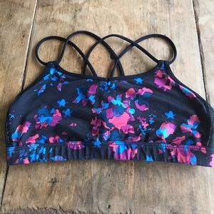 Size 4 lululemon sports bra