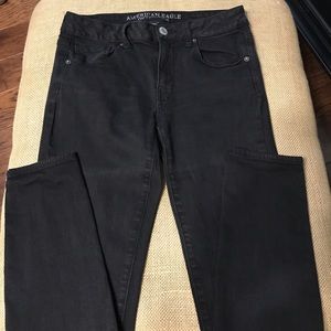 Black AE skinnies!