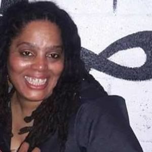 Meet your Posher, Sylvia