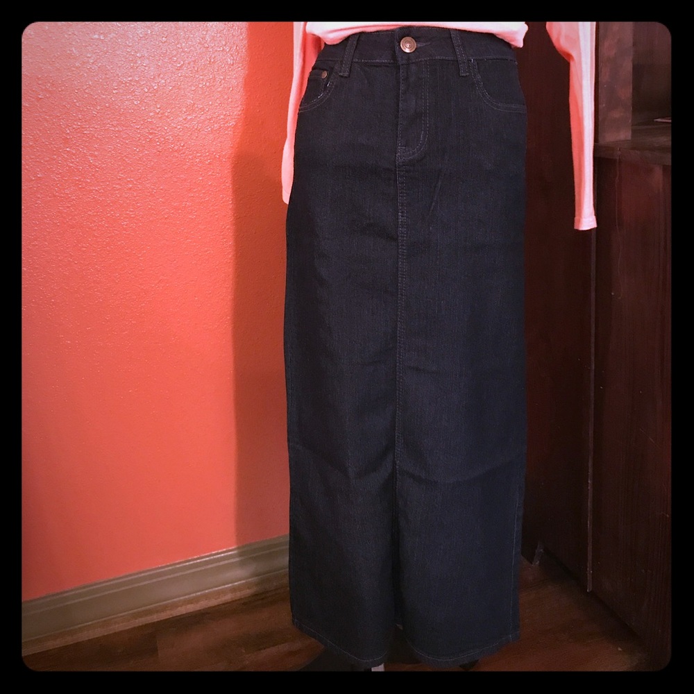 Love sweet denim skirts