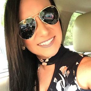 Meet your Posher, Kayla