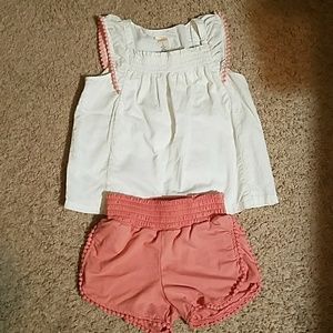 Gymnoree top / 1st kiss shorts
