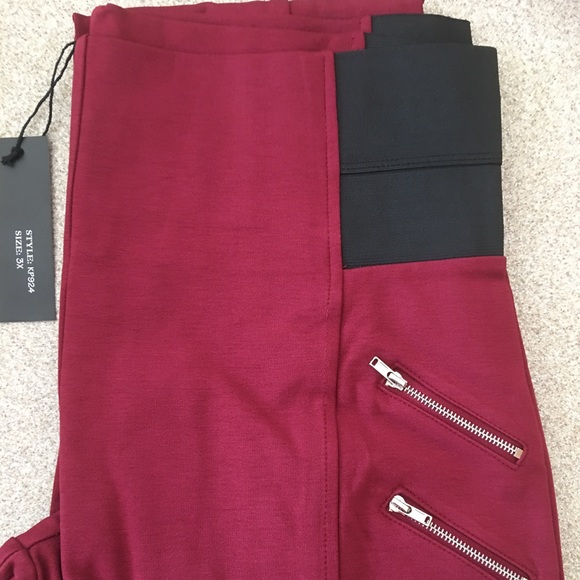 Plus Size Zipper Leggings 🏆3x HP🏆 - Picture 7 of 7