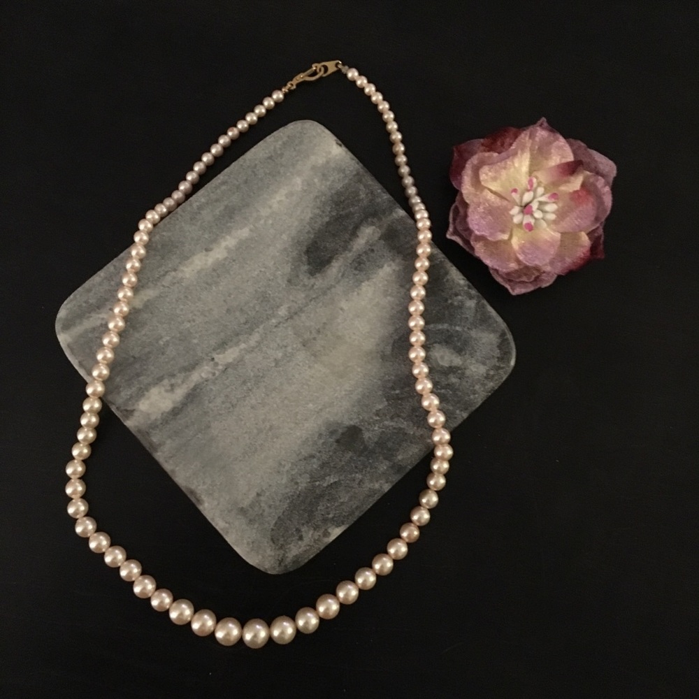 Vintage Unsigned Marvella Faux Pearl Necklace