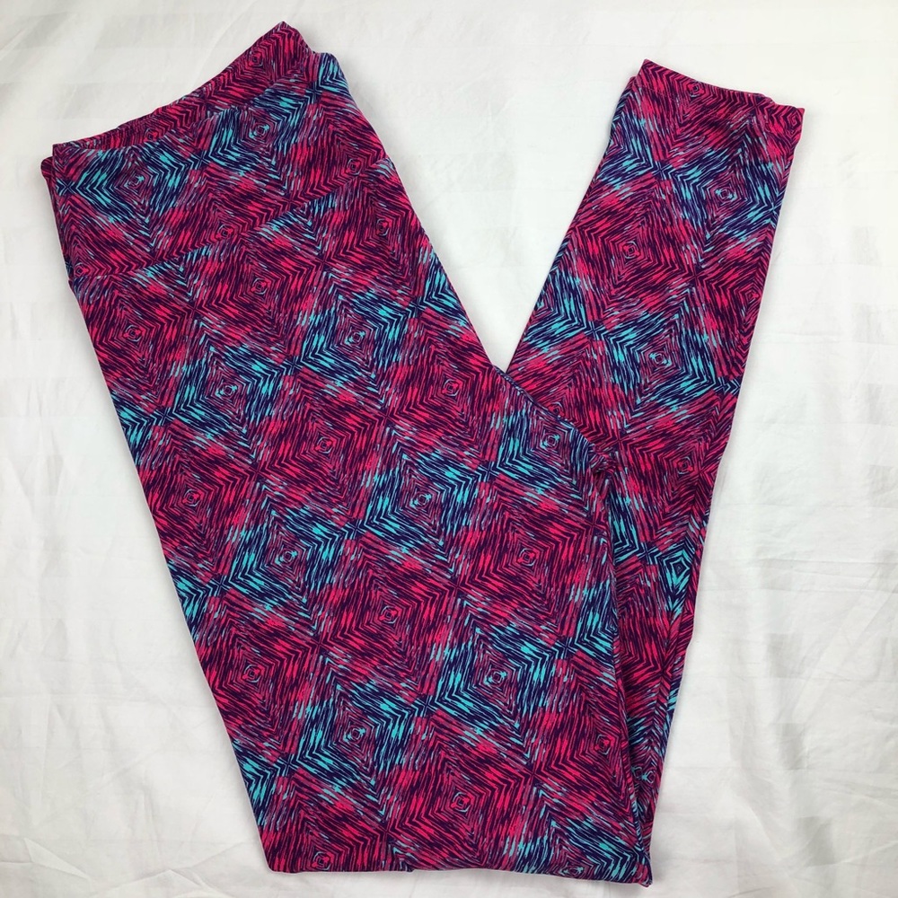 LuLaRoe Leggings Tall & Curvy