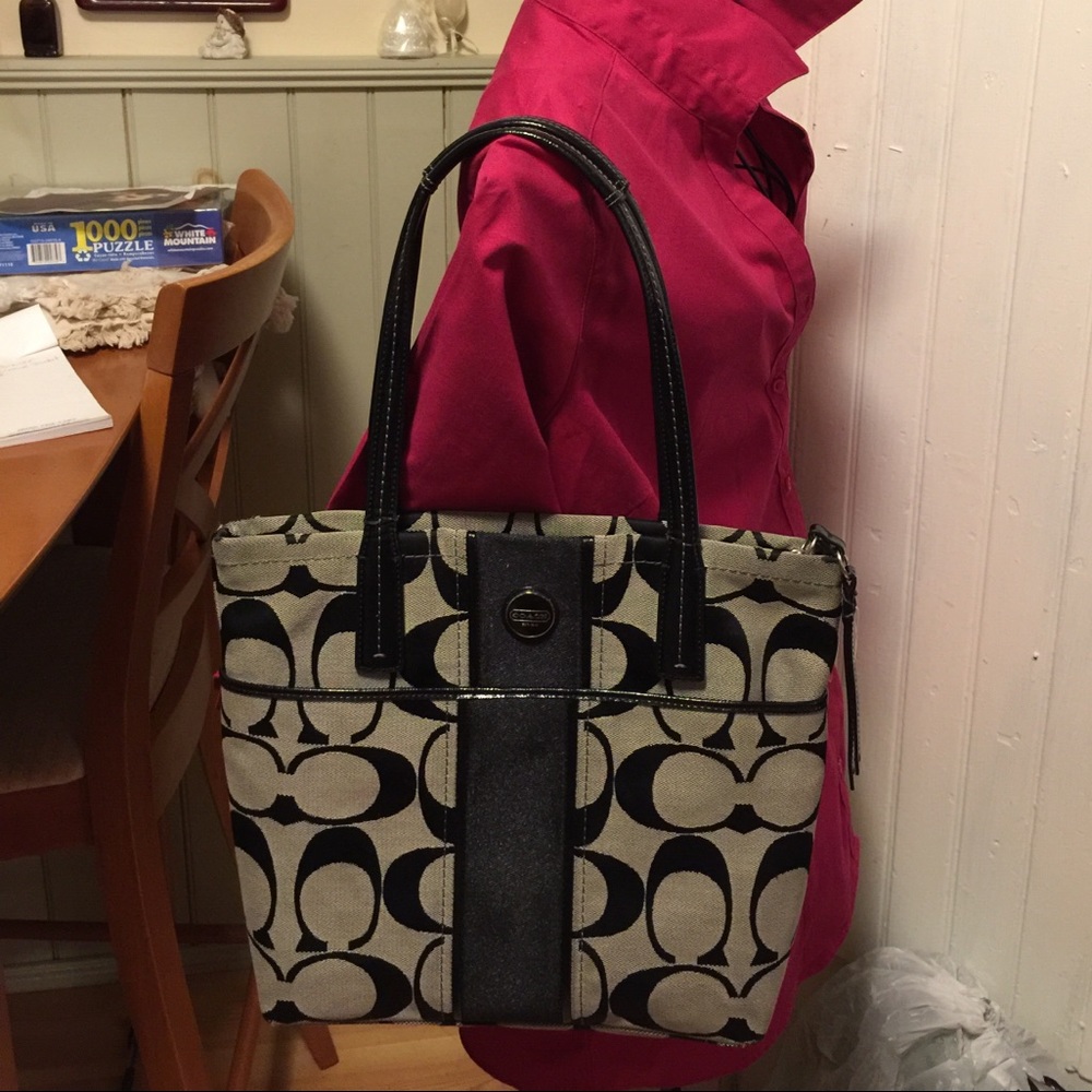 Authentic Coach tote/purse