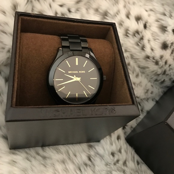 Michael Kors Watch - Picture 2 of 5