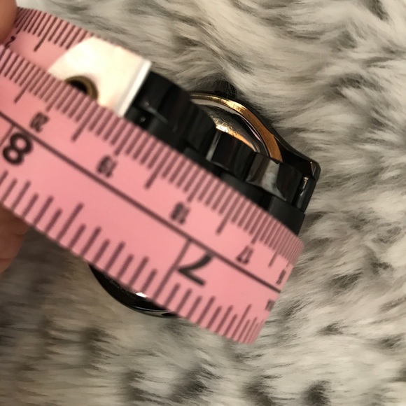 Michael Kors Watch - Picture 4 of 5