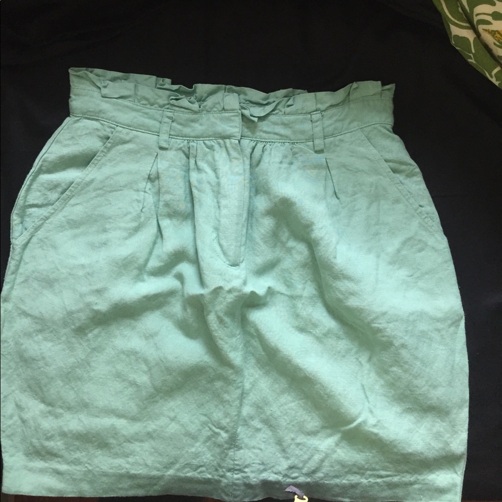 Cool mint linen skirt with ruffle waist line