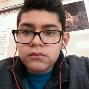 Meet your Posher, Daniel