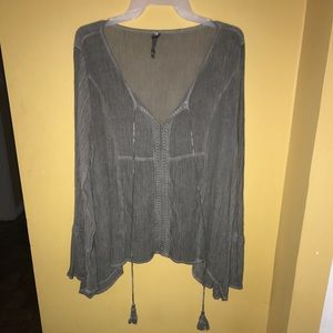 Boutique Top size Large