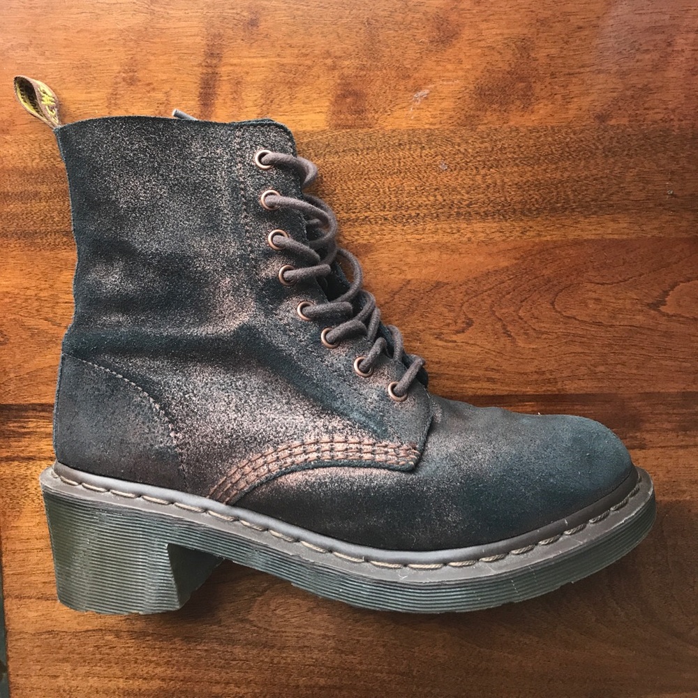 DOC MARTEN METALLIC COPPER BOOTS