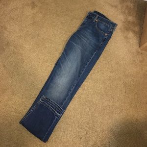 5’11 Levi jeans!