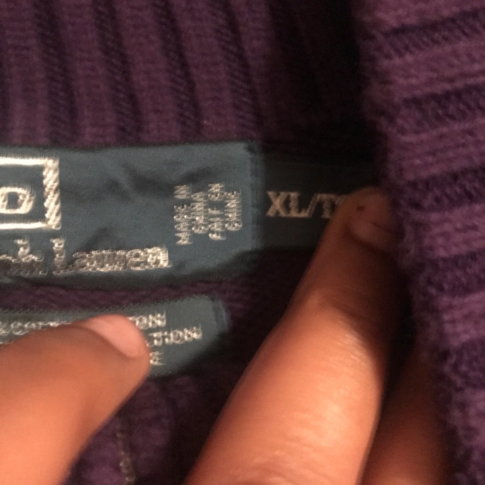 Men’s polo sweatshirt