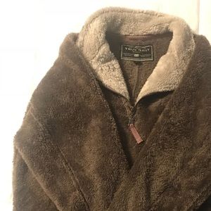 True Grit men’s pullover