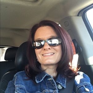 Meet your Posher, Shannon