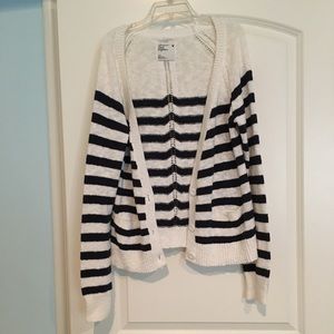 American Eagle Stripped Cardigan