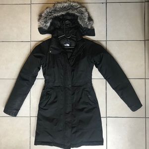 North Face women’s Parka size XS Black