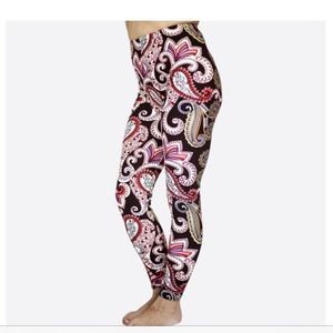NWT. 🌹Paisley Leggings