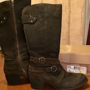 BORN Moana Boots, Brown Wrap Size 7.5
