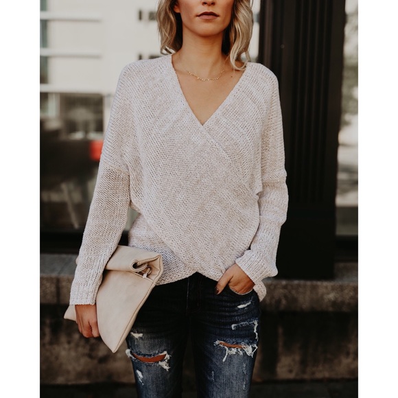 >>LAST<< Joann Long Sleeve Overlap Sweater - Picture 3 of 5