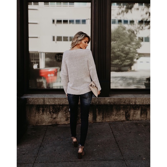 >>LAST<< Joann Long Sleeve Overlap Sweater - Picture 4 of 5